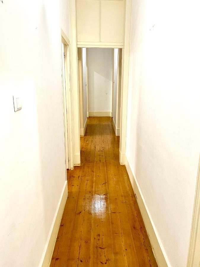 Artdeco Chiado 4 - Large Comfortable Double Room With Shared Bathroom Lisboa Dış mekan fotoğraf